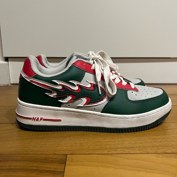 NAF Sneaker - Picture 6 of 8